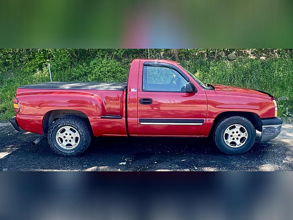 chevrolet silverado 1500 2004 1GCEC14T04Z165345 image chevrolet silverado 1500 2004 1GCEC14T04Z165345 image